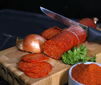 Řeznický recept na palivý salám paprikáš